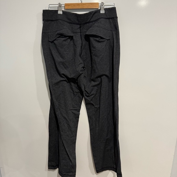 Lululemon Kung Fu Pant Cargo 2.0 Sweatpant - Picture 4 of 6